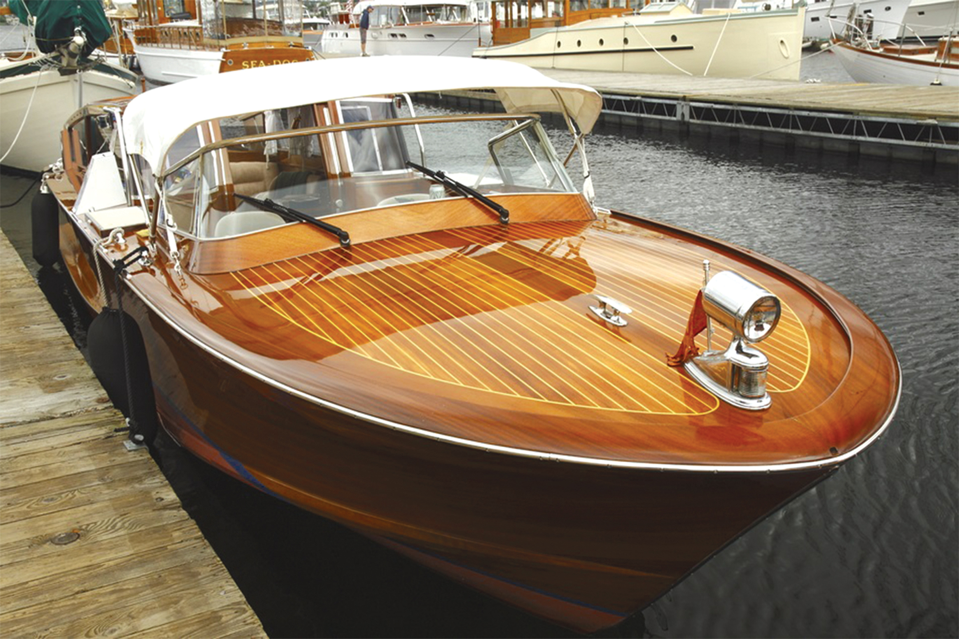 Купить палубу. Parade Classic l20 яхты & лодки. Деревянный катер. Деревянная яхта. Деревянная моторная лодка.
