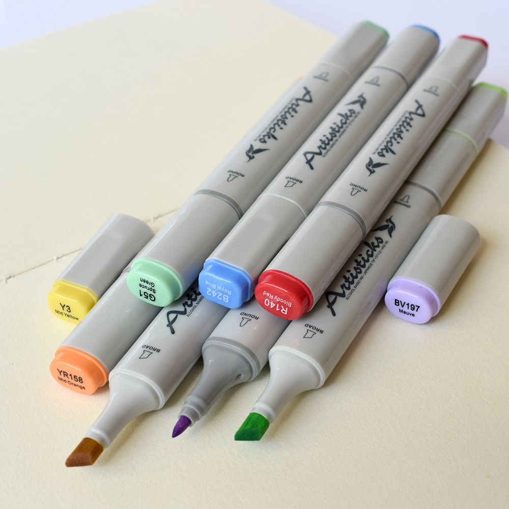 Профессиональные двусторонние художественные маркеры Artisticks®  Палитра 24 цвета Тематический набор STUDENT / «Студент»  на спиртовой основе